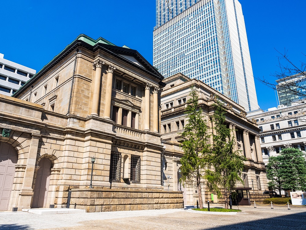 Bank of Japan Boss Hints CBDC & Stablecoins Can Coexist – Is Japan Edging Toward a CBDC Rollout?