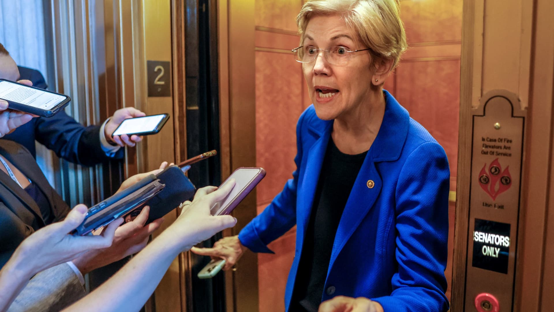 Warren unveils bill to repeal Trump-era bank deregulation she says led to SVB, Signature collapses