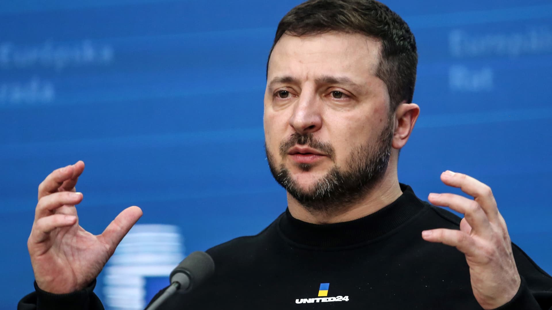 Ukraine war live updates: Zelenskyy discusses reconstruction with World Bank; Russian strikes overnight kill civilians