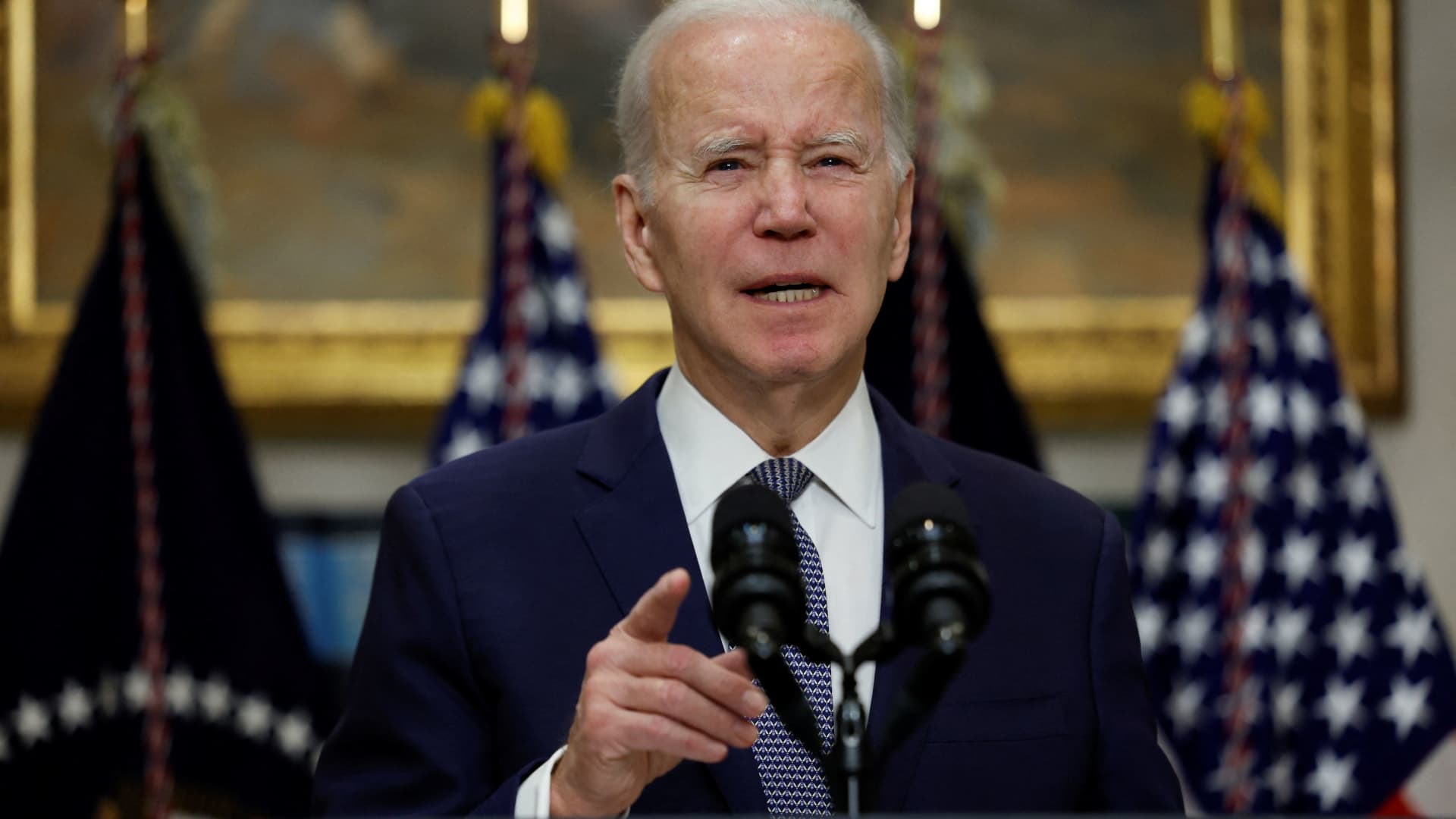 ‘That’s how capitalism works,’ Biden says of SVB, Signature Bank investors who lost money in failed banks