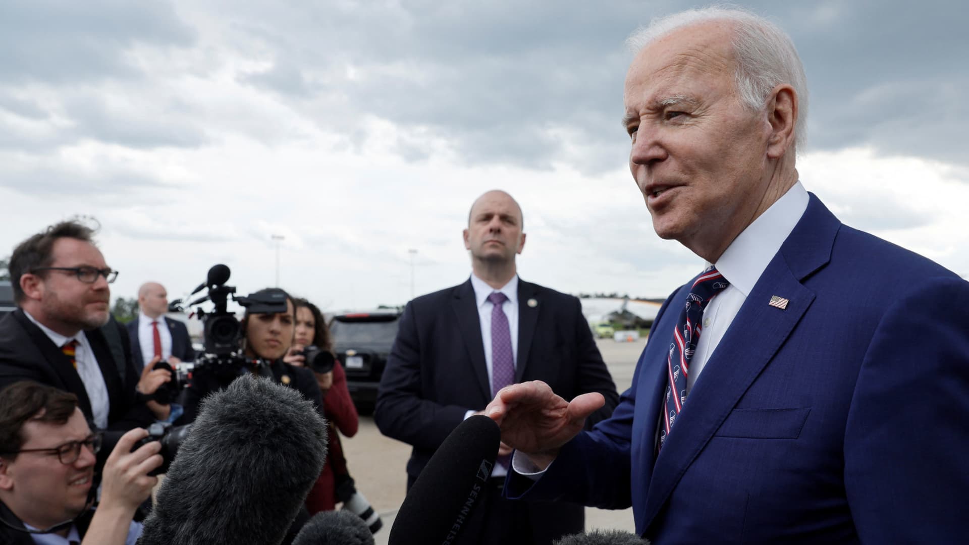 Biden calls for stricter banking regulations in the wake of SVB, Signature Bank failures