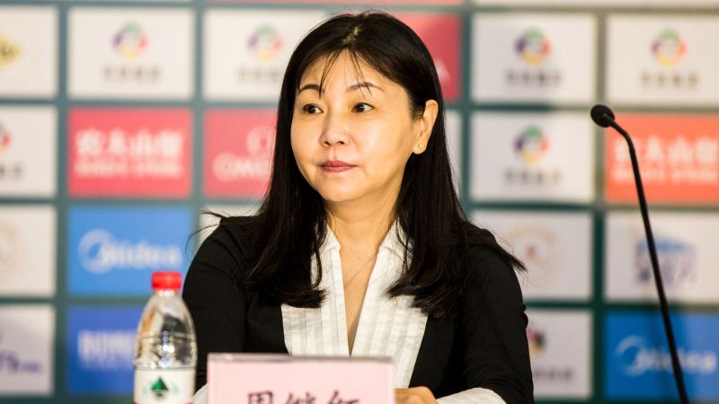 She apologized for verbally abusing an Olympic judge, but questions over the conduct of China’s ‘Iron Lady’ of diving remain
