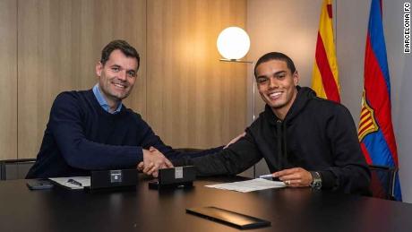 Barcelona sign Ronaldinho's 18-year-old son João Mendes after successful trial