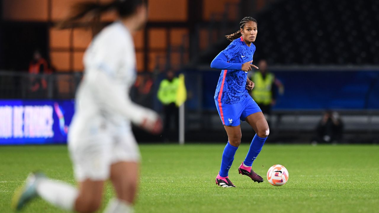 Wendie Renard (R) playing for France against Uruguay at the Stade Raymond Kopa on February 18, 2023 in Angers, France.