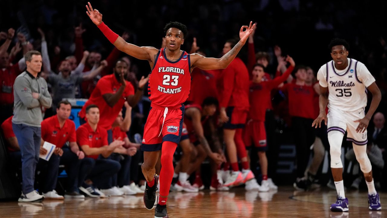 Florida Atlantic's Brandon Weatherspoon #23 celebrates a three-point basket in the second half against Kansas State.