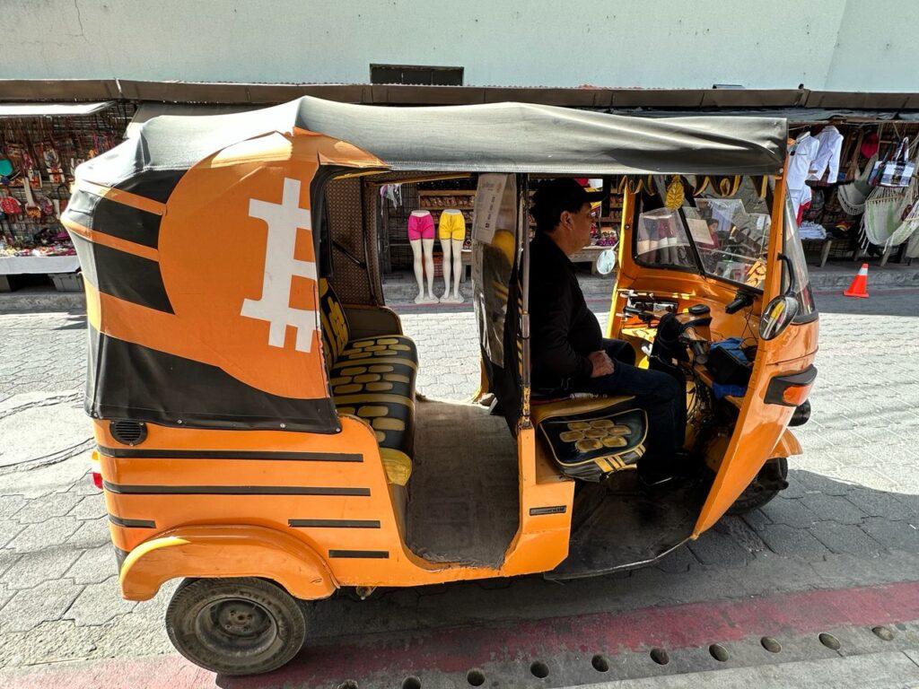 bitcoin-transportation-taxi