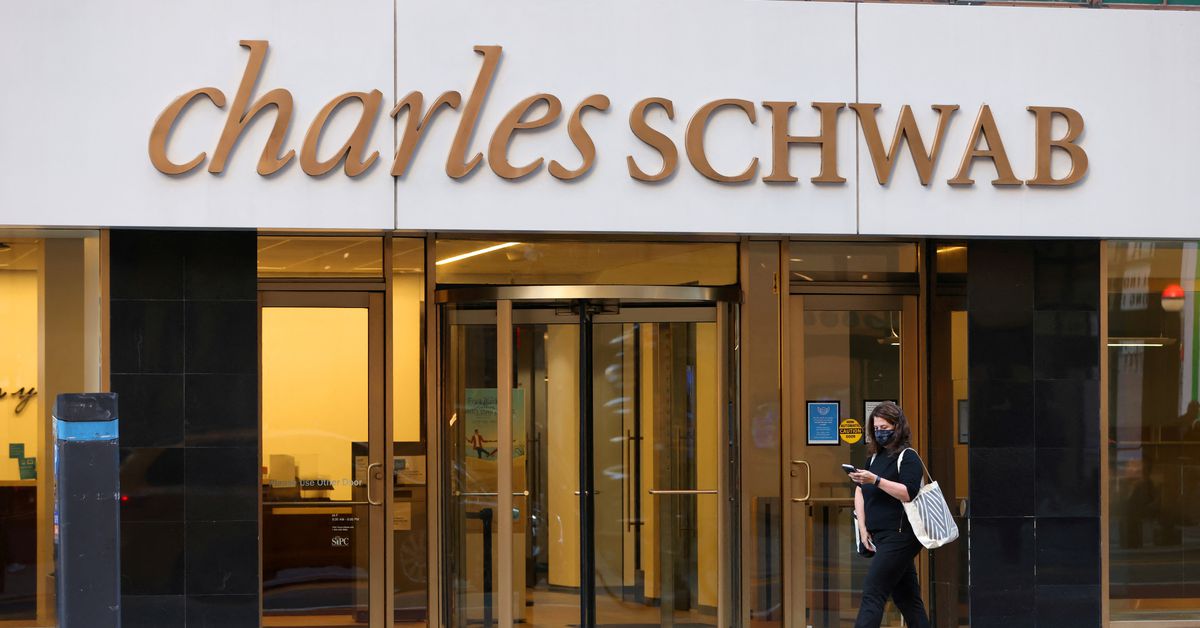 Charles Schwab a ‘safe port’ in banking storm as weekly inflows surge