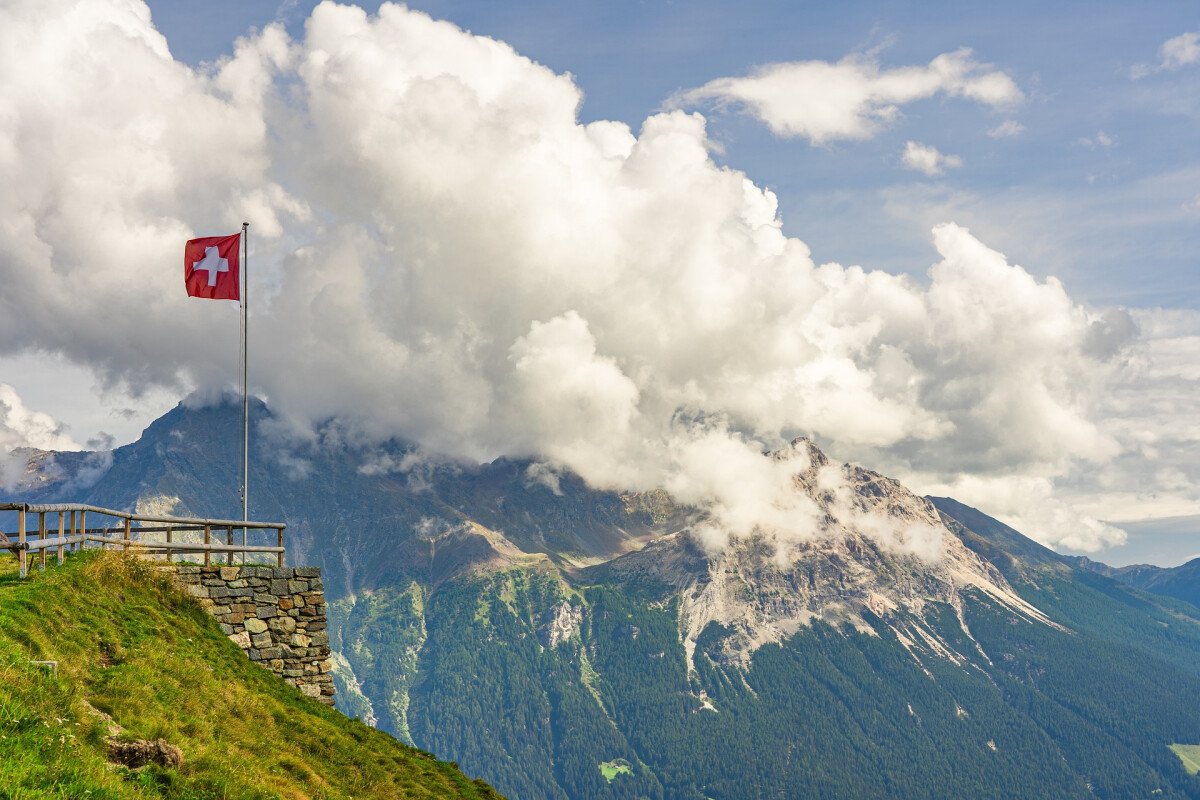 Swiss Government-Owned Bank to Grant 2.5 Million Users Crypto Capabilities via New Partnership – Crypto Adoption on the Rise?