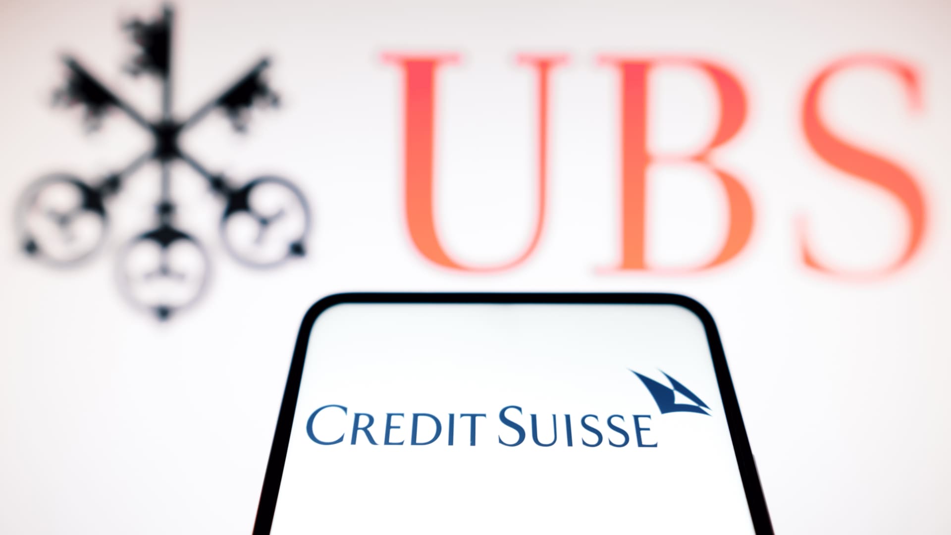 Switzerland faced a full-scale bank run if Credit Suisse went bankrupt, Swiss regulator argues