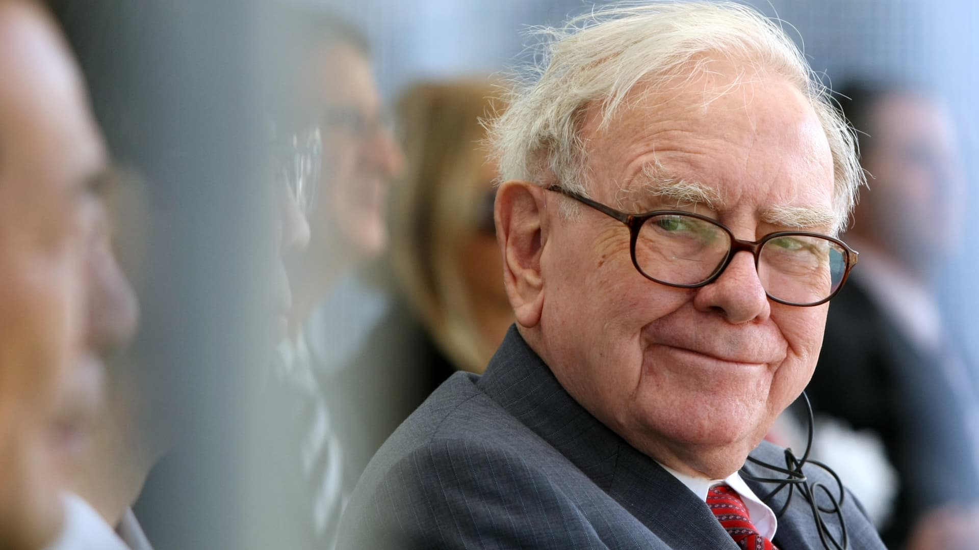 Japanese trading houses rise as Warren Buffett raises stakes and says he may buy more