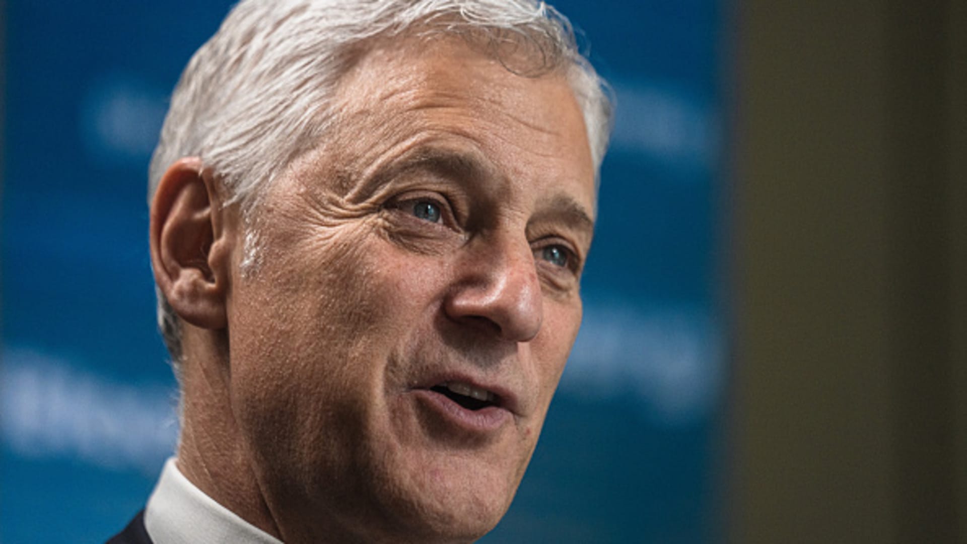 Standard Chartered CEO warns of risks in the banking sector that haven’t ‘come home to roost’