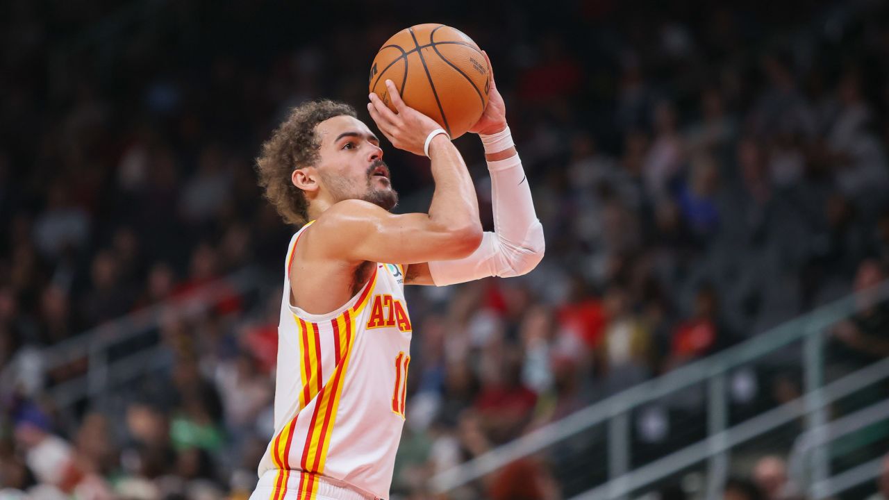 Young shoots a free throw against the Washington Wizards.