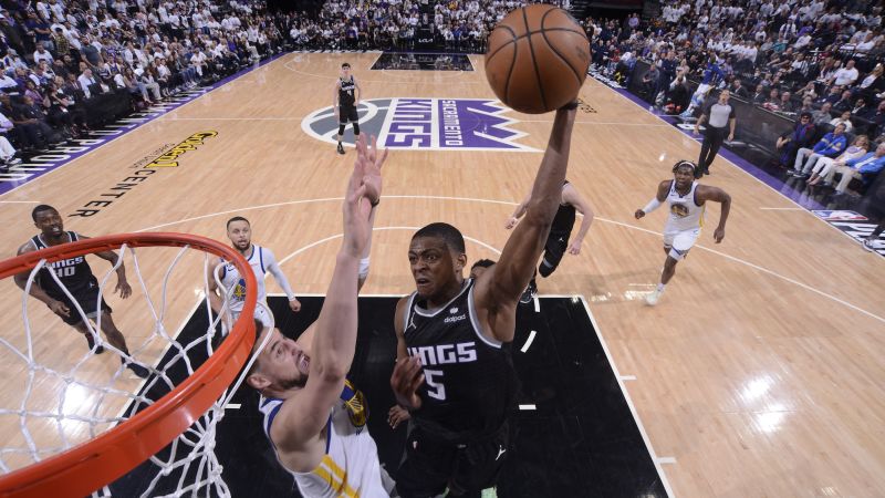 Sacramento Kings win first playoff game in 17 years with defeat of Golden State Warriors in Game 1