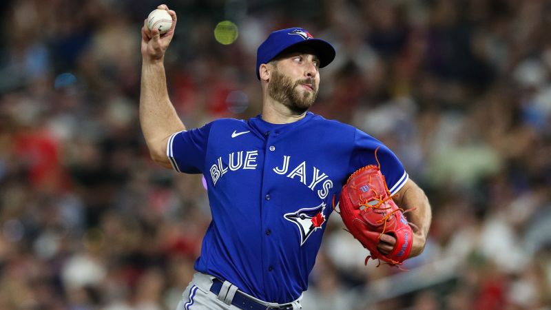 Toronto Blue Jays pitcher claims flight attendant ‘made’ his pregnant wife clean up after their child, fueling heated Twitter debate