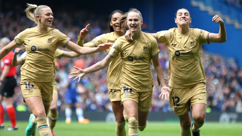 Barcelona takes 1-0 lead over Chelsea in Women’s Champions League semifinal in front of a record-breaking crowd