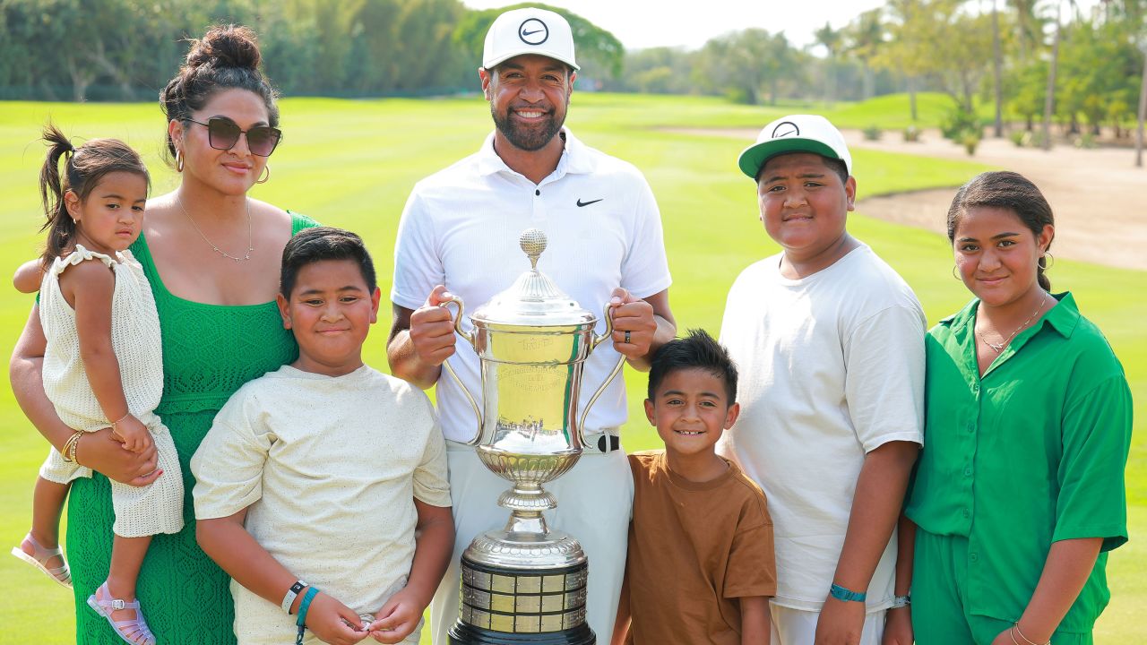 Finau and his family celebrate his Mexico Open win.