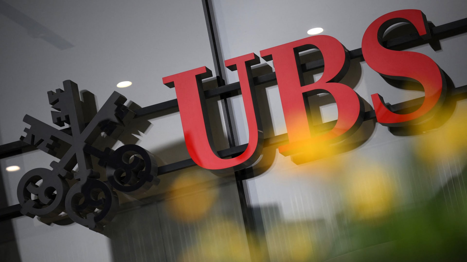 Why wealthy Americans love UBS, the secretive Swiss banking giant