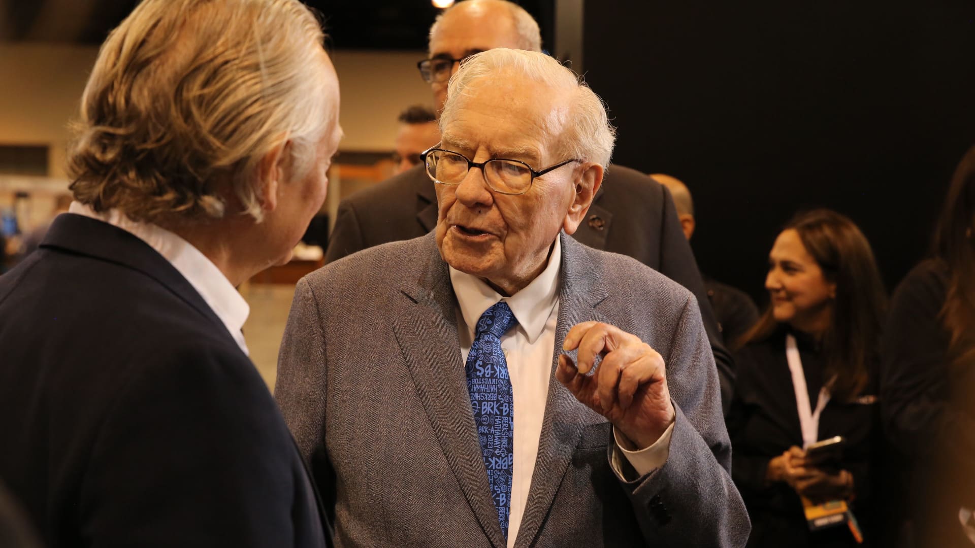 Warren Buffett says Berkshire managers were surprised by economic slowdown, earnings to decline