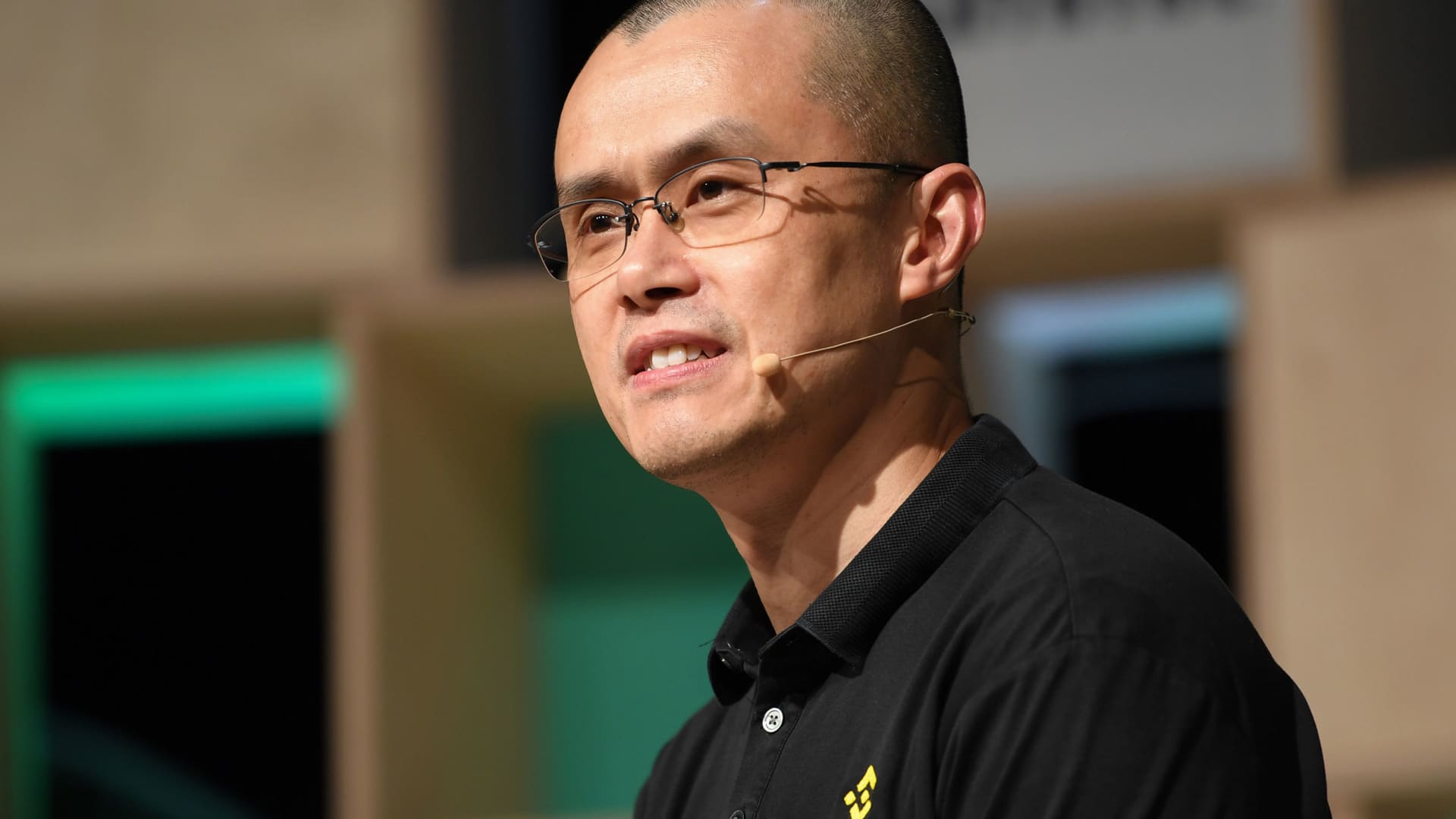 Investors pull $790 million from crypto exchange Binance after SEC charges