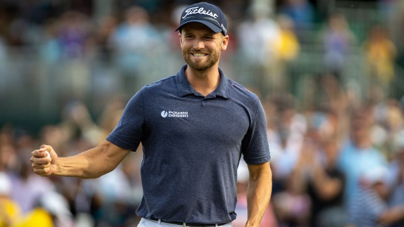 ‘I wish you could be here, Mom’: Wyndham Clark channels late mother’s instruction as he surges into US Open contention