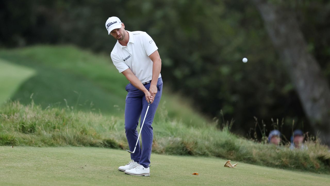 Clark continues to impress at Los Angeles Country Club.