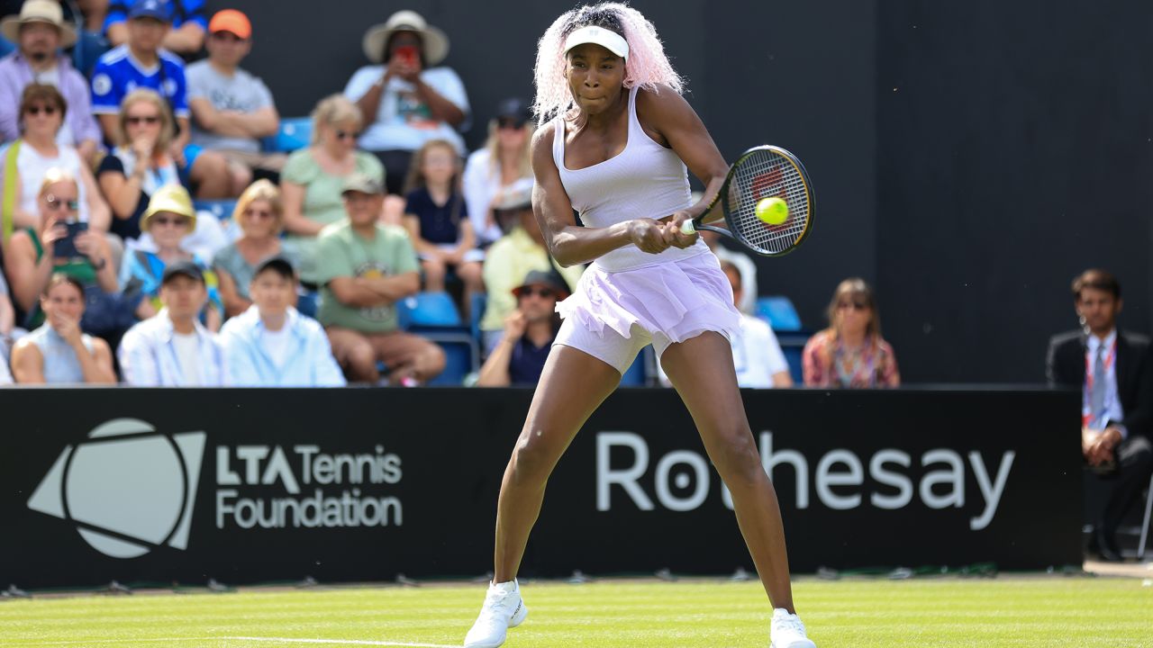 BIRMINGHAM, ENGLAND - JUNE 19: Venus Williams of United States plays a backhand against Camila Giorgi of Italy in the Women's First Round match during Day Three of the Rothesay Classic Birmingham at Edgbaston Priory Club on June 19, 2023 in Birmingham, England. (Photo by Stephen Pond/Getty Images for LTA)