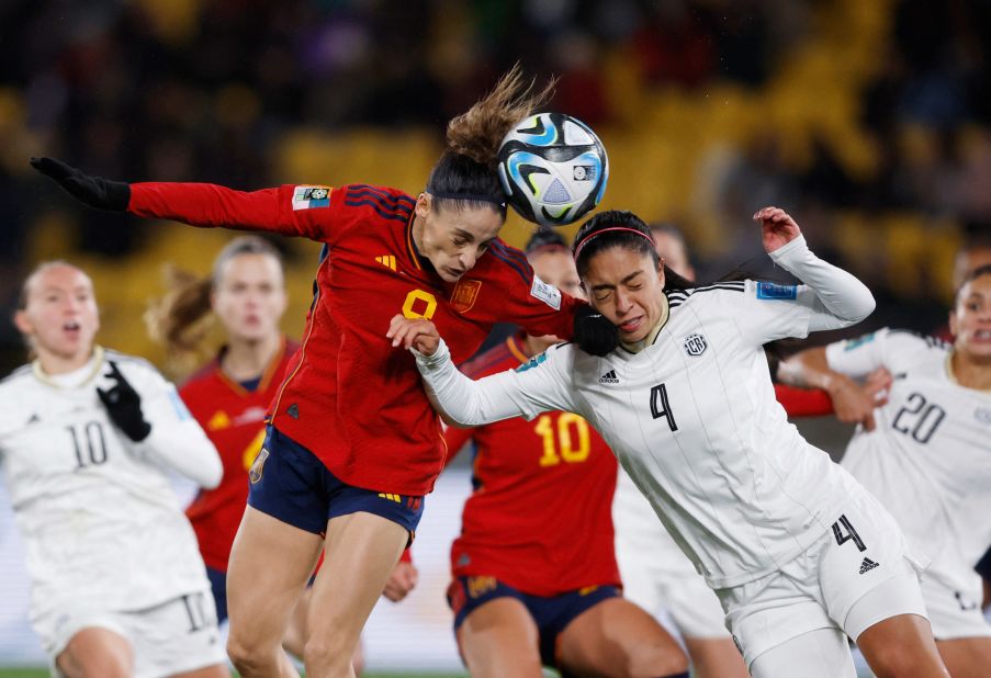 Spain's Esther González wins a header against Costa Rica's Mariana Benavides on Friday, July 21. Spain won 3-0.