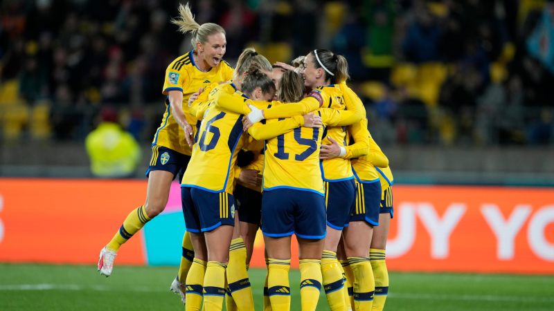 Sweden qualifies for Women’s World Cup knockout stages with thumping win over Italy