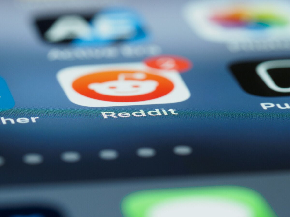 Decentralized Social Media Protocol DeSo Offers $1 Million to Develop Blockchain-Based Reddit Alternative