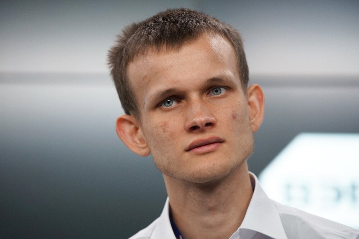 Ethereum’s Vitalik Buterin Raises Concerns Over Worldcoin’s Launch and Design Flaws