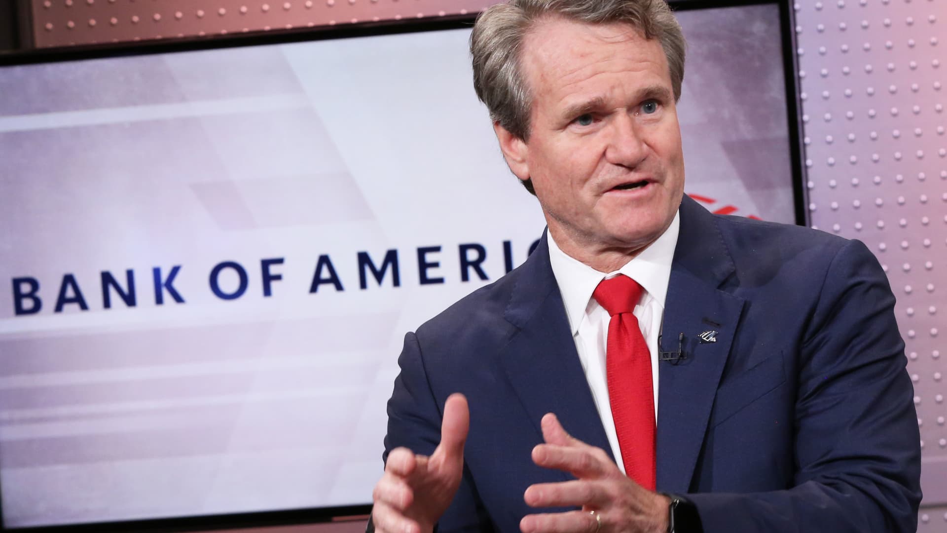 Bank of America tops analysts’ expectations amid higher interest rates