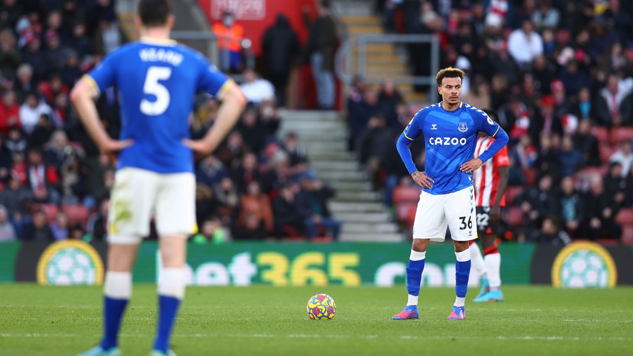 SOUTHAMPTON, ENGLAND - FEBRUARY 19: Dele Alli of Everton looks dejected following the Premier League match between Southampton and Everton at St Mary's Stadium on February 19, 2022 in Southampton, England. (Photo by Dan Istitene/Getty Images)