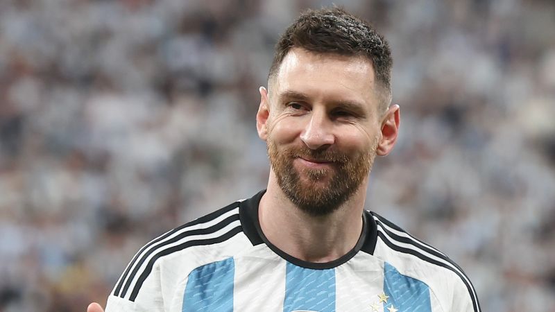 Lionel Messi signs for MLS club Inter Miami