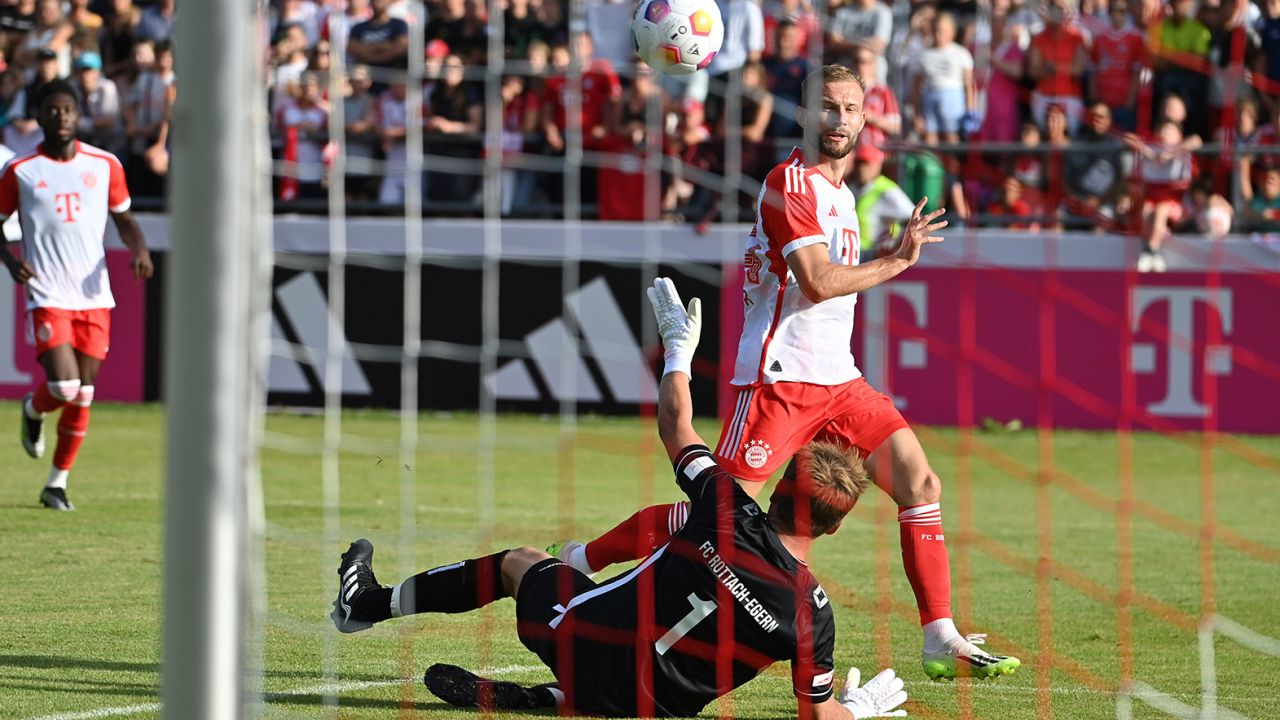 goal Konrad LAIMER (FC Bayern Munich), action, goal shot. Test match FC Bayern Munich - Rottach Egern 27-0 Training camp in Rottach Egern on July 18, 2023.