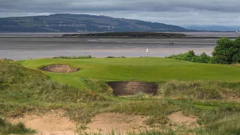 A ‘monstrosity’ or great? Controversial new 17th hole splits opinion at Open Championship