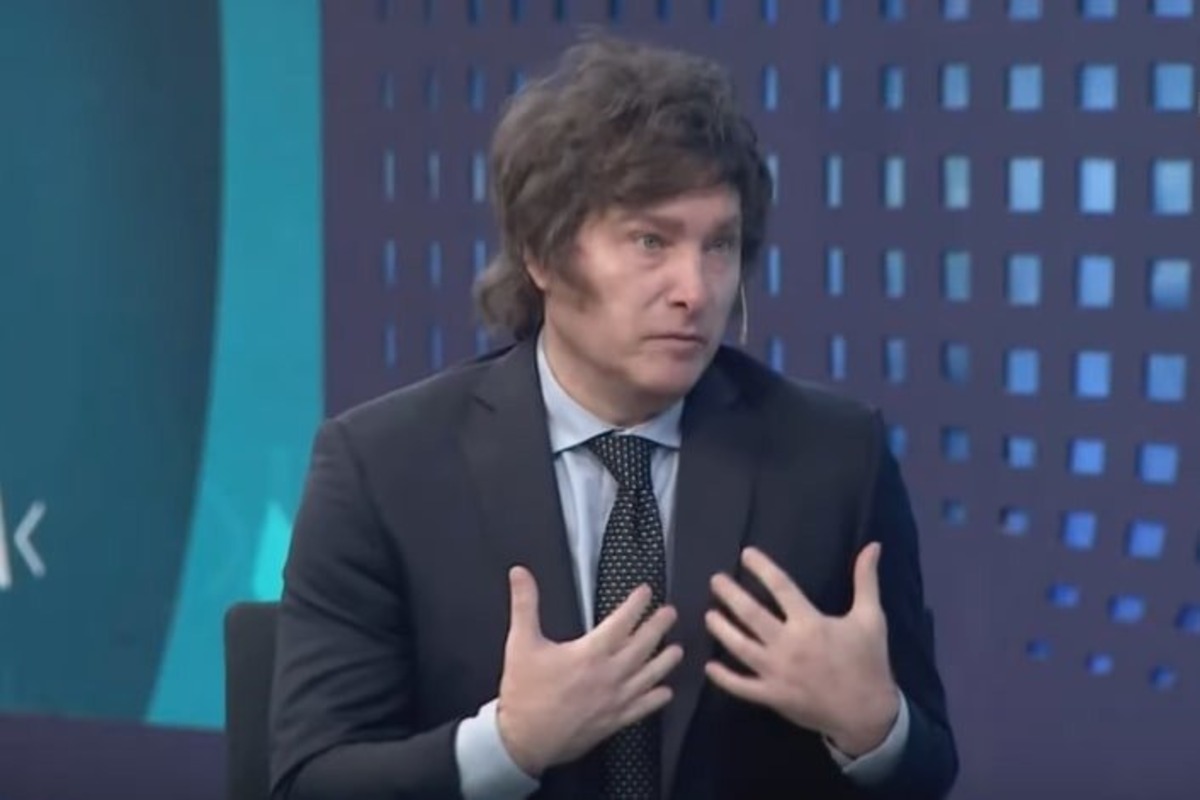 Pro-Bitcoin Libertarian Javier Milei Takes Surprising Lead in Argentine Presidential Primary Election