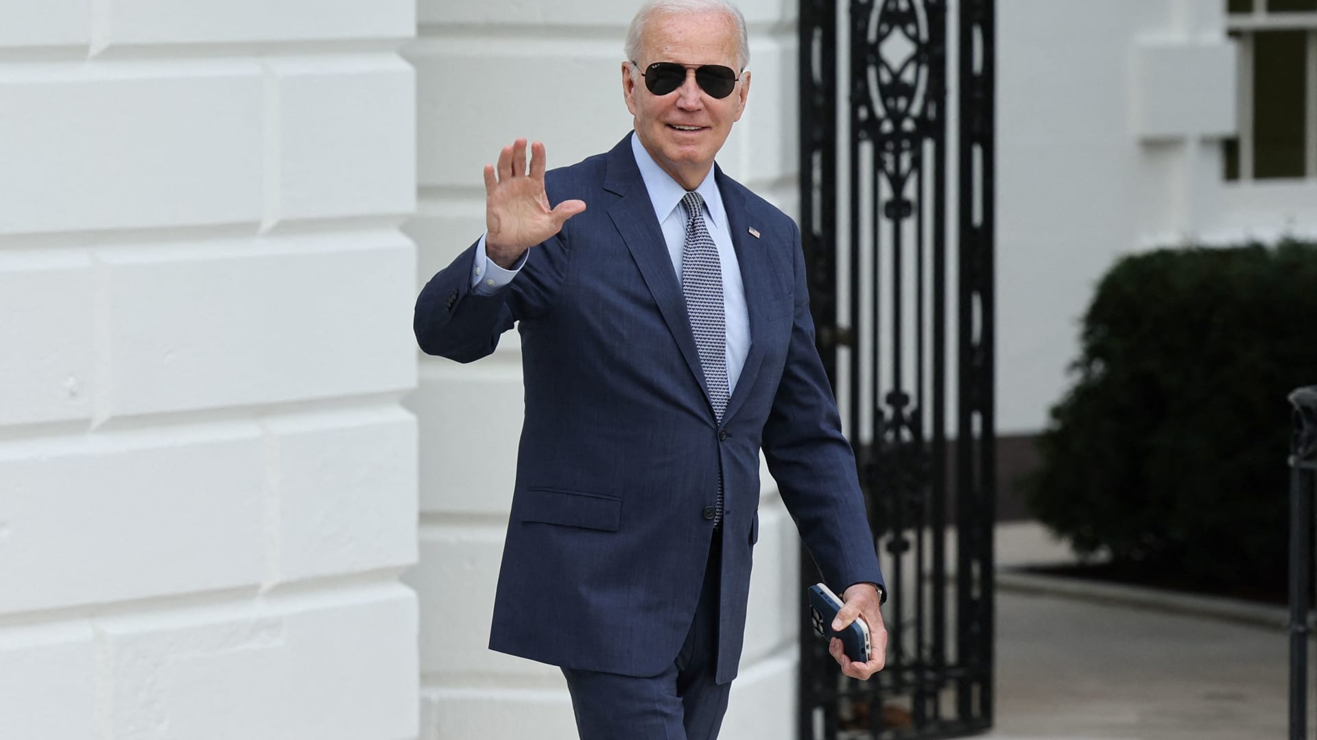 Biden takes his reelection pitch to Wisconsin, a state Republicans are wooing in 2024