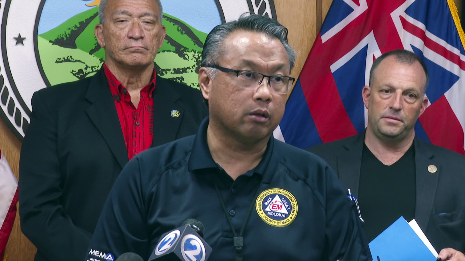 Maui emergency chief resigns after defending decision to not activate sirens during wildfire