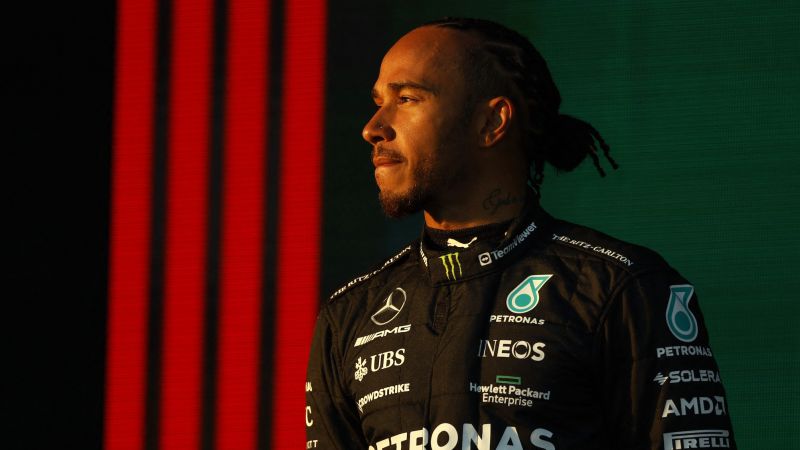 Lewis Hamilton extends Mercedes contract until the end of the 2025 season