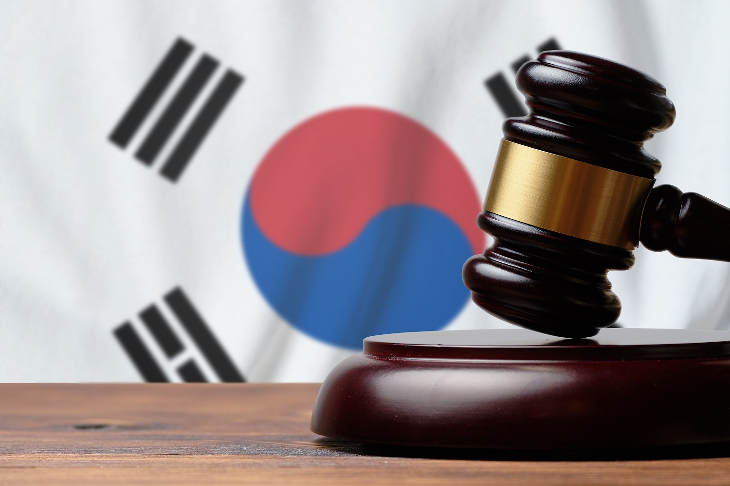 South Korean Prosecutors Seek Arrest Warrants for Golf Star & Bithumb Exec