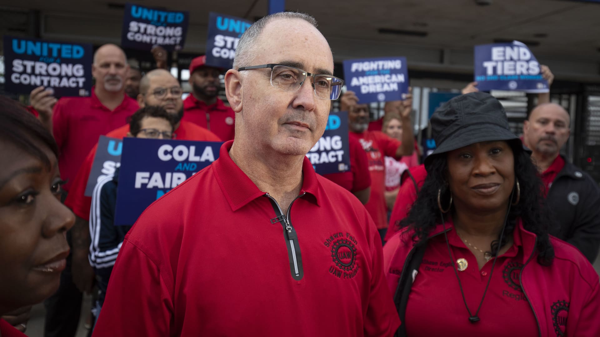 UAW president downplays White House involvement in strike talks