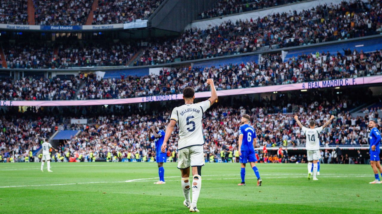 MADRID, SPAIN - 2023/09/02: Jude Bellingham (Real Madrid) seen during the LaLiga EA Sports football match between Real Madrid vs Getafe played at Bernabeu stadium. Final score; Real Madrid 2:1 Getafe. (Photo by Alberto Gardin/SOPA Images/LightRocket via Getty Images)