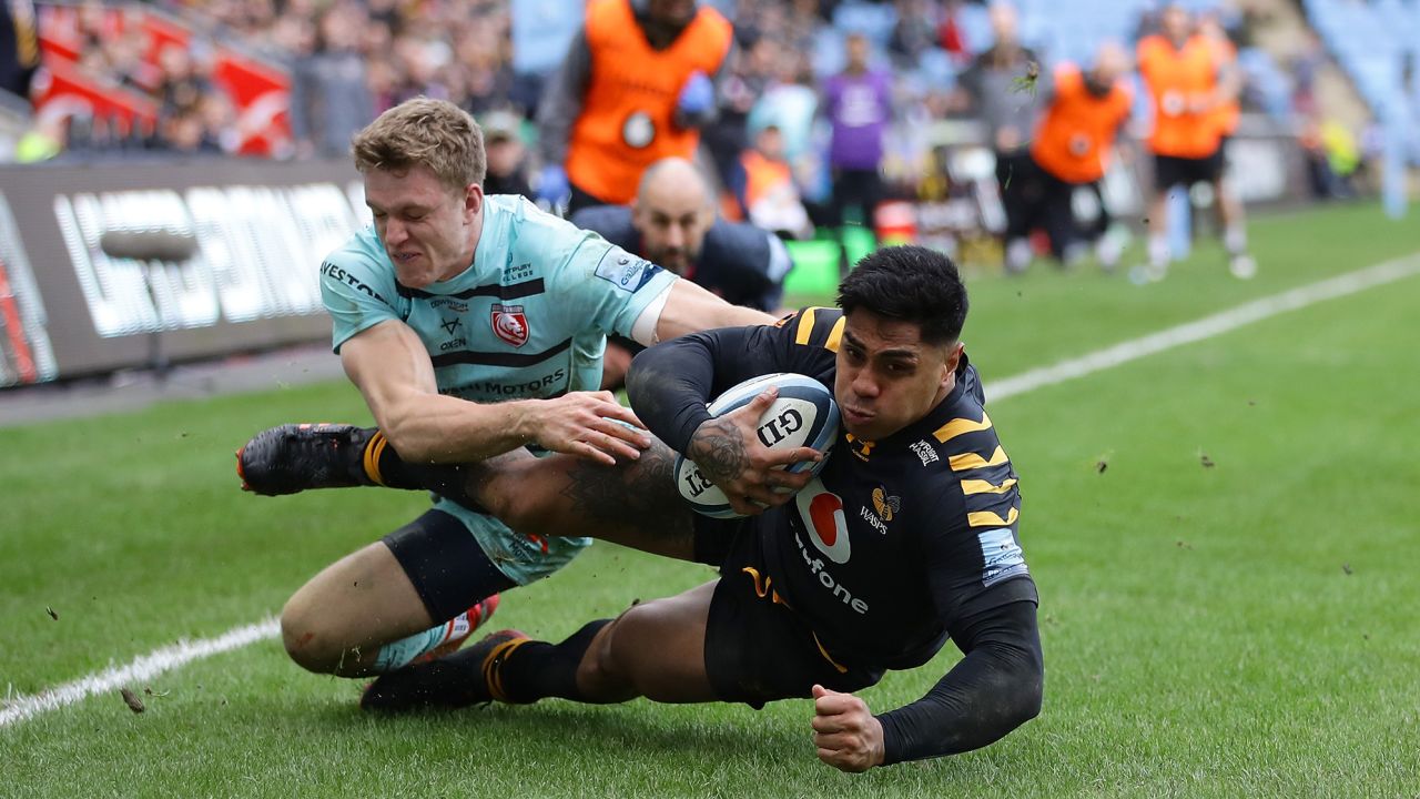 COVENTRY, ENGLAND - MARCH 07: Malakai Fekitoa of Wasps slides in to score a try during the Gallagher Premiership Rugby match between Wasps and Gloucester Rugby at the Ricoh Arena on March 07, 2020 in Coventry, England. (Photo by Richard Heathcote/Getty Images)