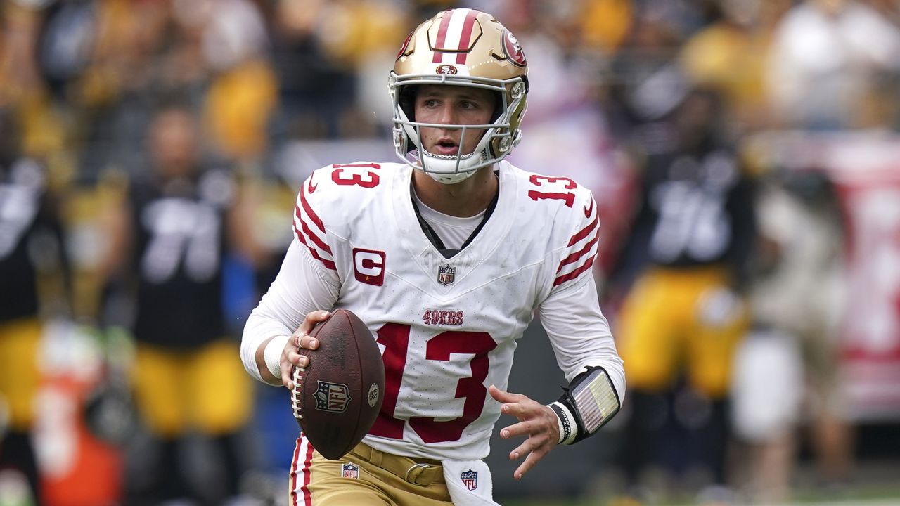 San Francisco 49ers quarterback Brock Purdy looks for a receiver against the Pittsburgh Steelers during the first half of an NFL football game Sunday, Sept. 10, 2023, in Pittsburgh. (AP Photo/Matt Freed)