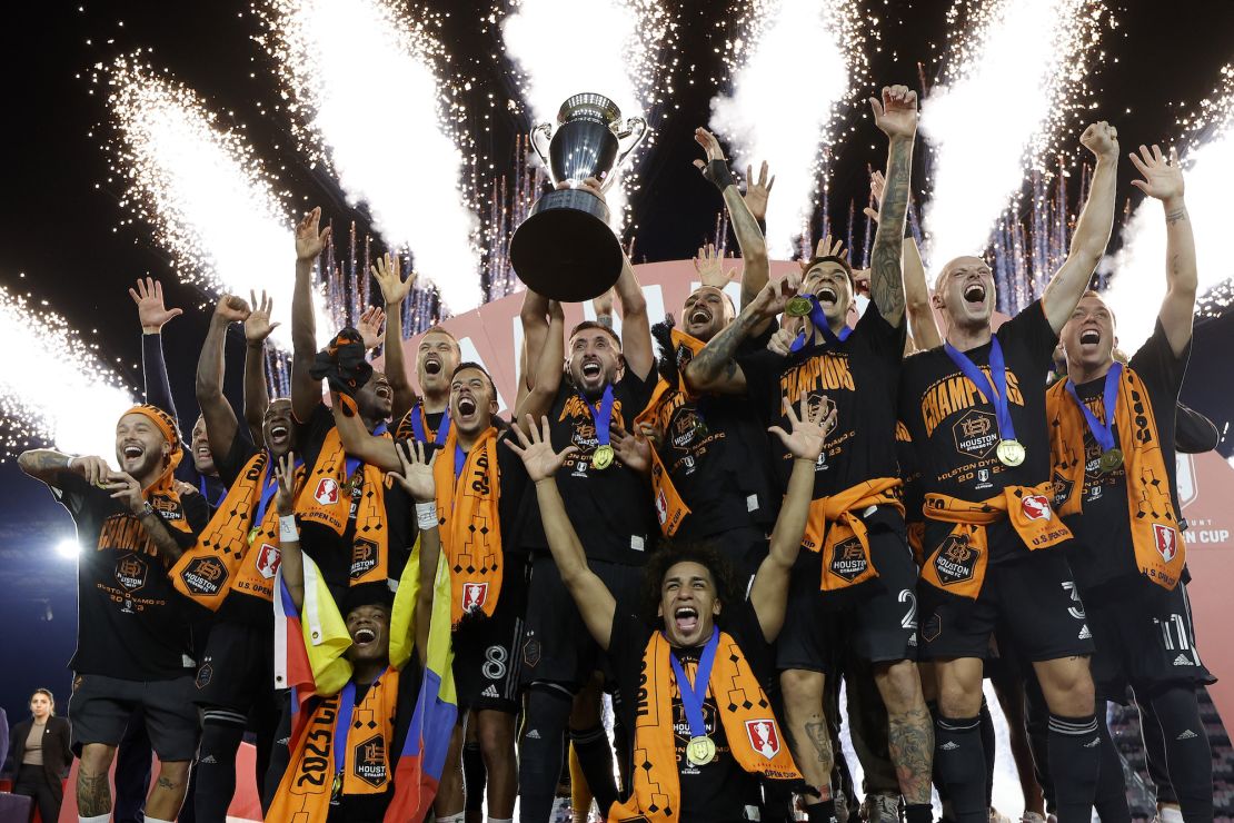 FORT LAUDERDALE, FLORIDA - SEPTEMBER 27: Houston Dynamo FC players celebrate winning the 2023 U.S. Open Cup Final against Inter Miami CF at DRV PNK Stadium on September 27, 2023 in Fort Lauderdale, Florida. (Photo by Carmen Mandato/USSF/Getty Images for USSF)