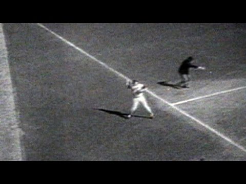 Video 1970 WS Gm 1: Brooks takes a hit away from May