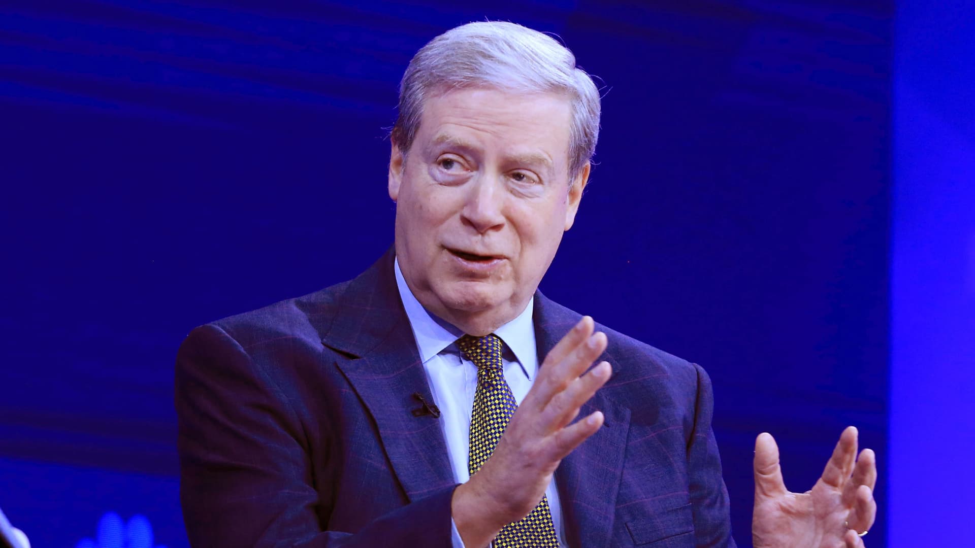 Stanley Druckenmiller says government needs to stop spending like ‘drunken sailors,’ cut entitlements