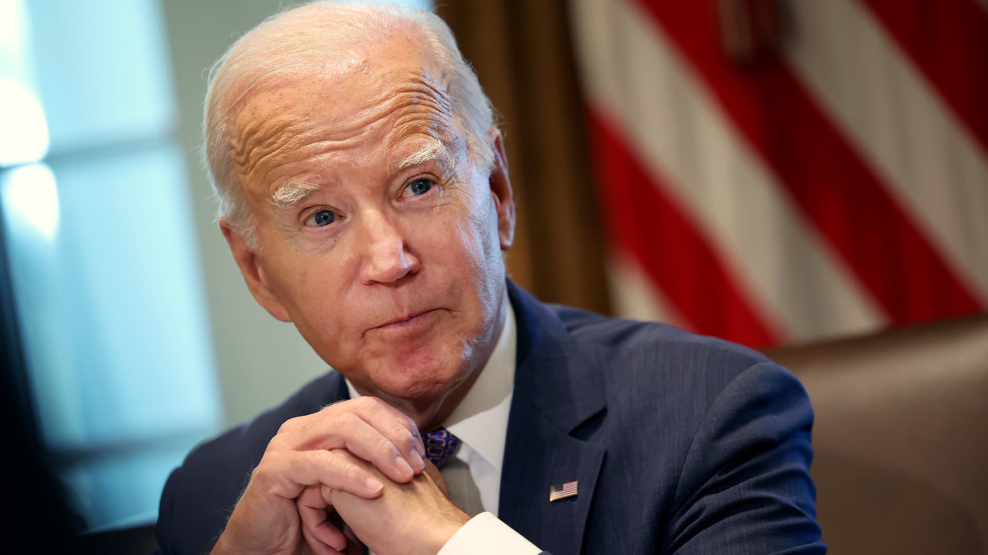 As Congress weighs Ukraine aid, Biden reassures G7, NATO leaders of U.S. commitment