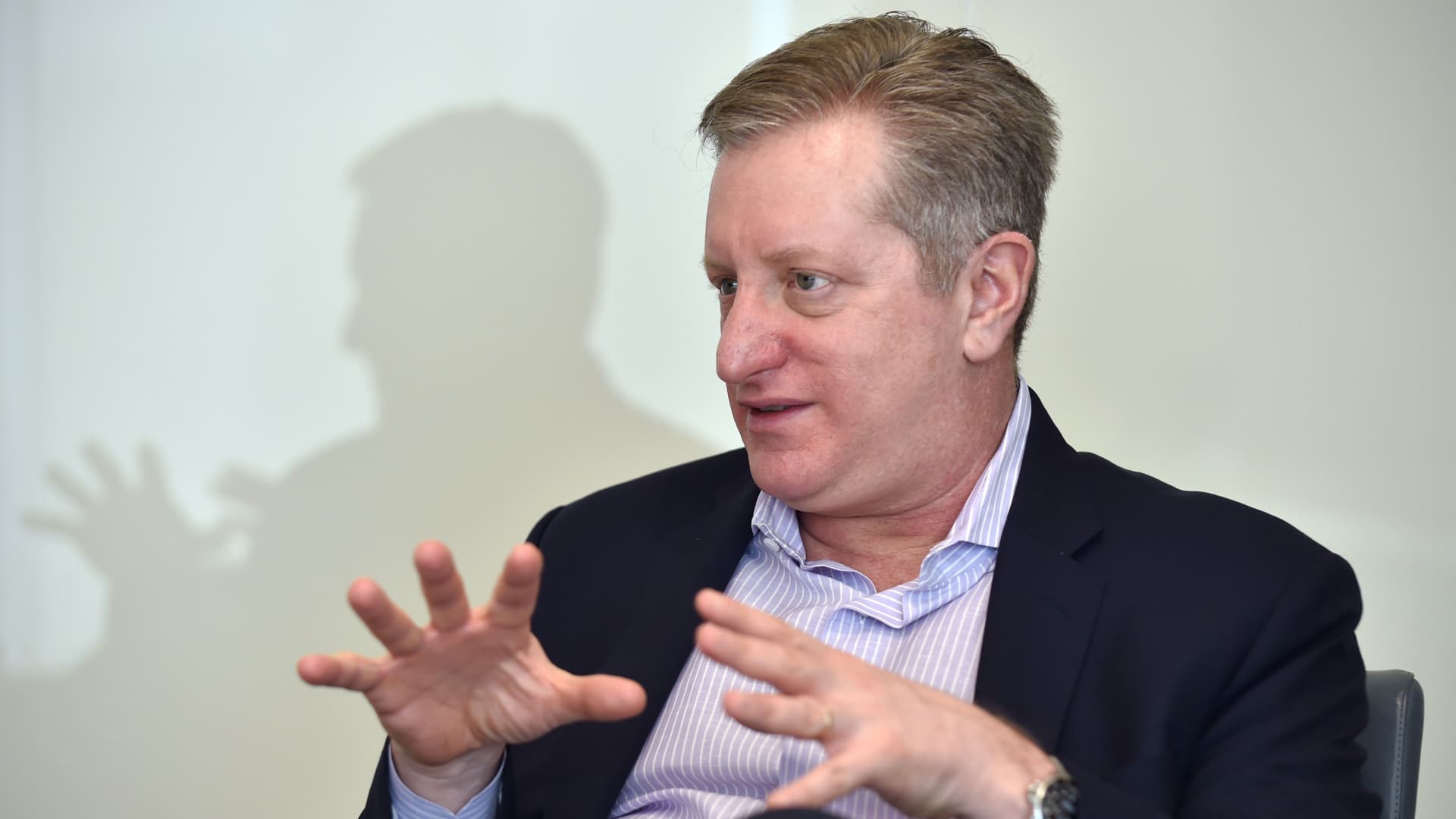 Investor Steve Eisman tells Penn to take his name off scholarship as school faces criticism during Israel-Hamas war