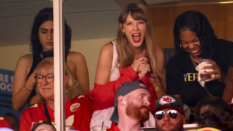 Kelce brothers say that the NFL is ‘overdoing’ promotion of Taylor Swift’s attendance at Chiefs games